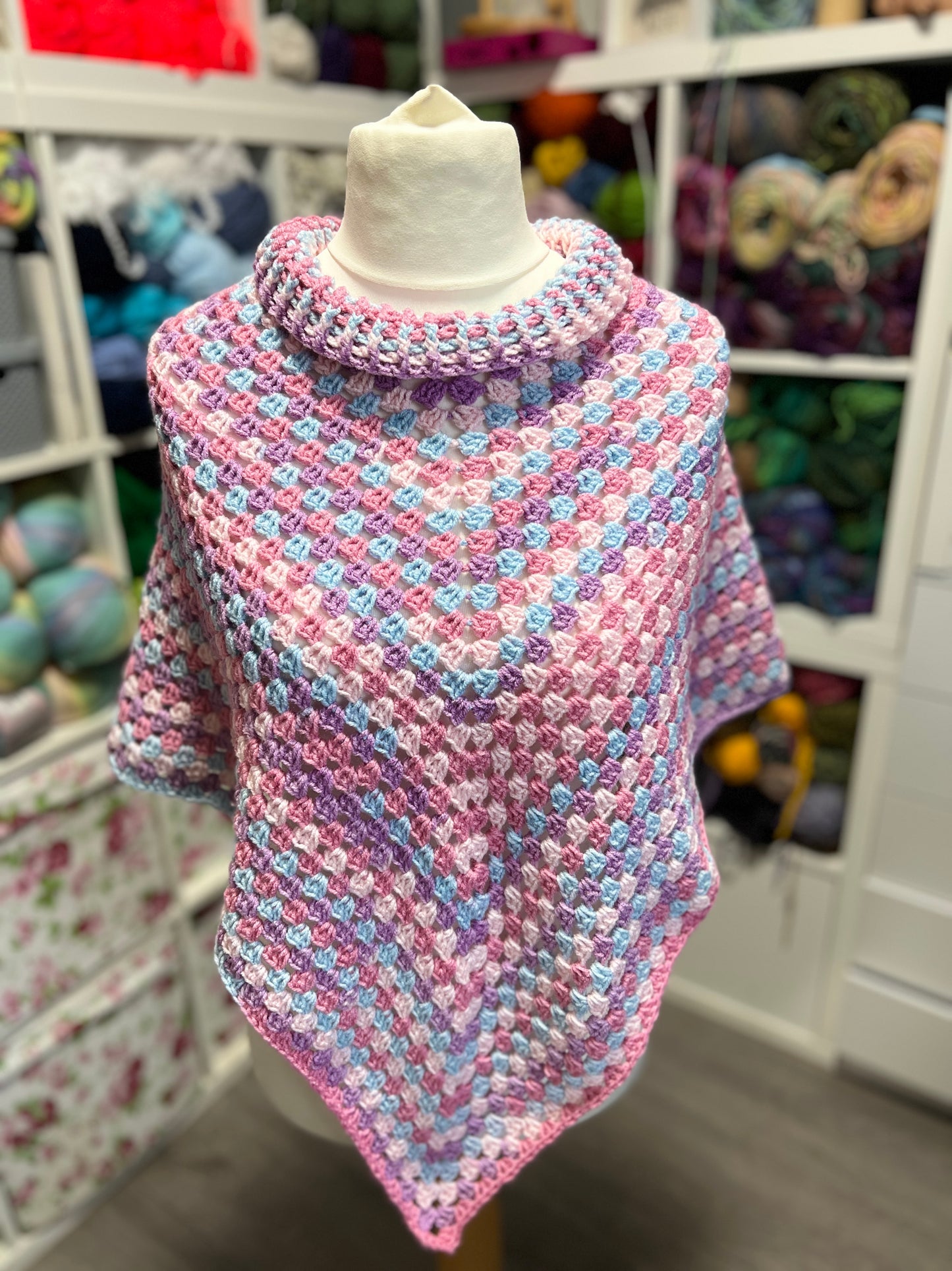 'Lily' Poncho - One Size - Carousel